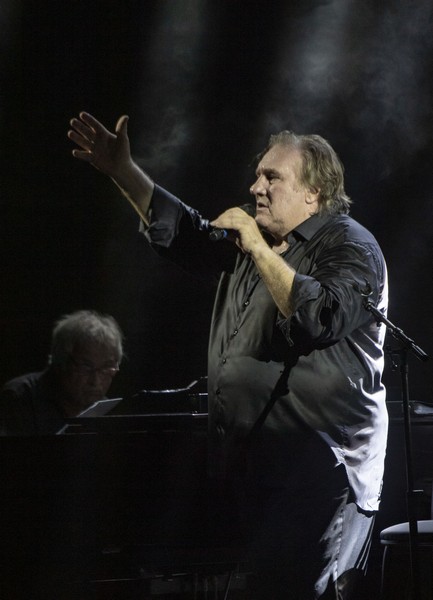 Depardieu Chante Barbara